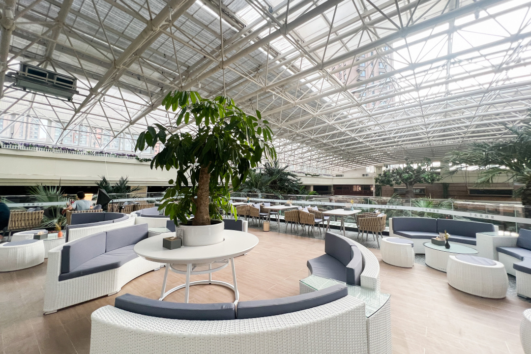 银河温泉双人水果温泉,泡汤泉免费吃水果