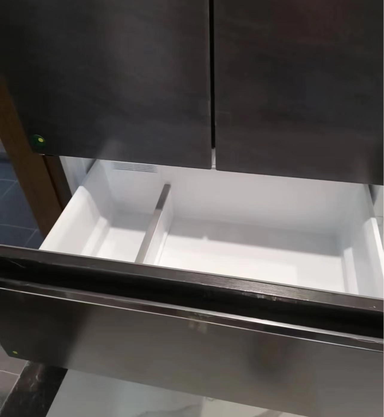 冰箱是法式的好还是四门的好,法式四门冰箱推荐海尔白色