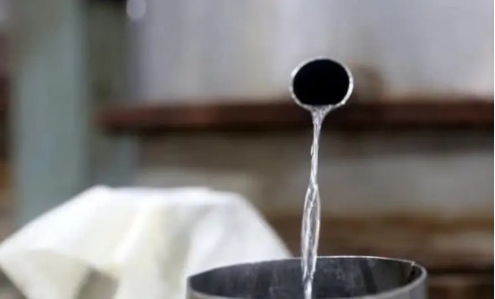 酿白酒设备陷阱,街头低价名酒骗局