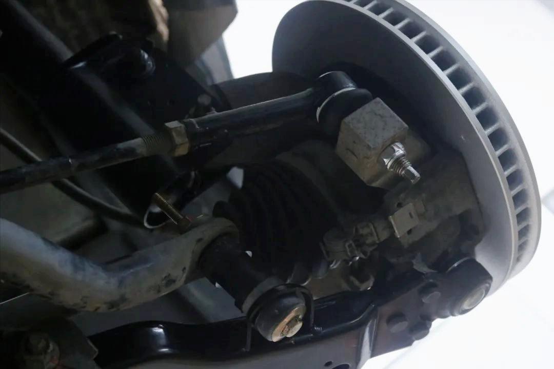 12款经典gl8车身翻新,怪兽修车老车翻新