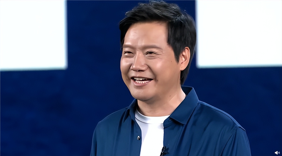 雷军回应周鸿祎道歉,雷军对贝索斯的评价