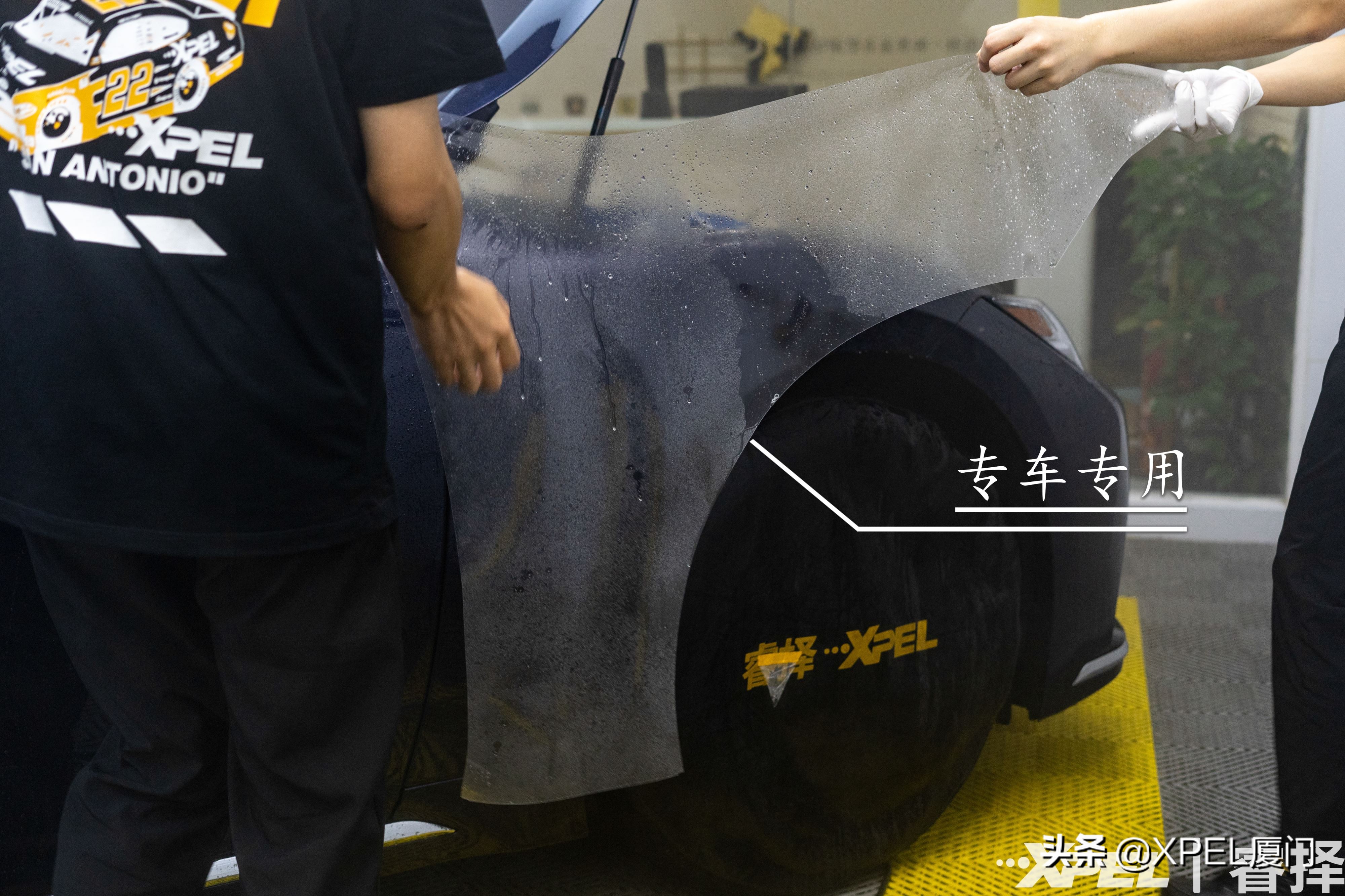 隐形车衣是用胶贴还是水贴,厦门xpel新车需要贴隐形车衣吗