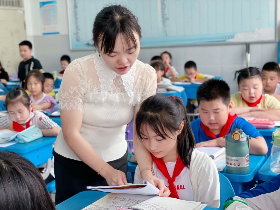 小学课后服务语文,金康园小学课后服务课