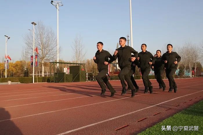 0基础3000米跑最佳训练方案,初学者3000米跑训练一周计划表