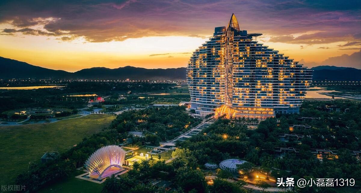 三亚哪些酒店比较好玩呢,三亚嘉佩乐酒店住一晚真实多少钱