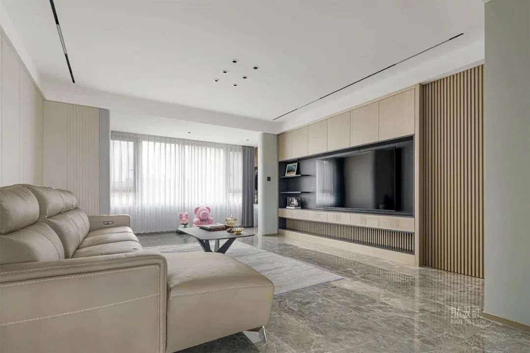 「设计向心致遇真我」第四届然设计2022年度杰出设计师——姜也