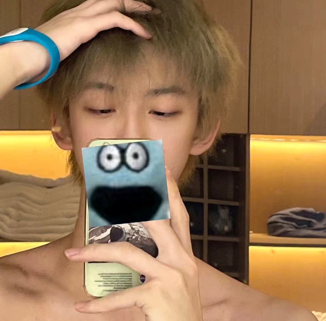 氛围感男生头像真人戴耳机,氛围感男生头像成熟稳重高清