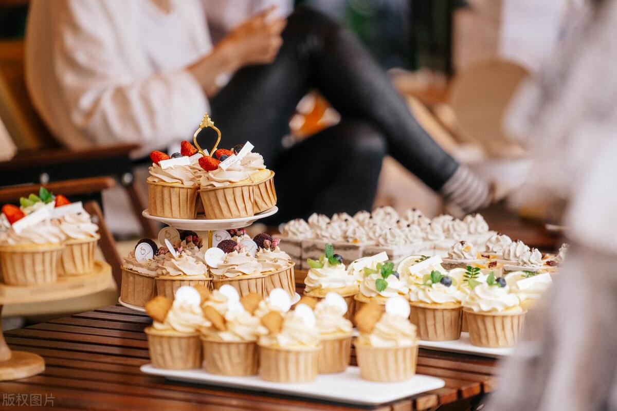 浙江甜品店“免费送甜品”狂赚243万元！如何让你的店铺脱颖而出