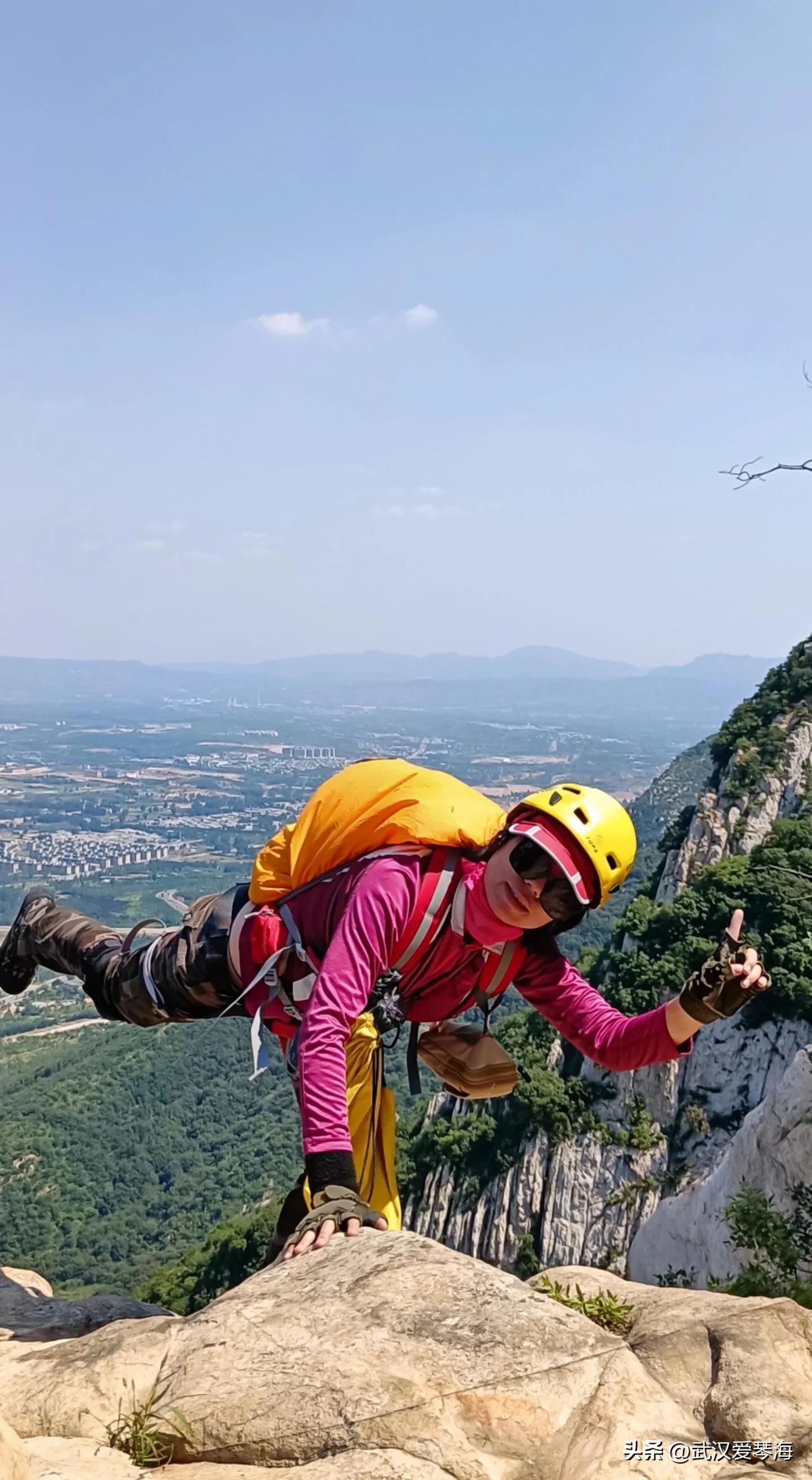 嵩山鱼道鱼脊线全景,嵩山虎头崖攀爬