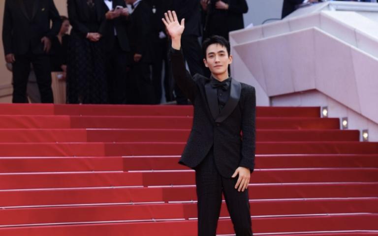 朱一龙一秒都不愿多等完整视频,朱一龙一直坚持的习惯