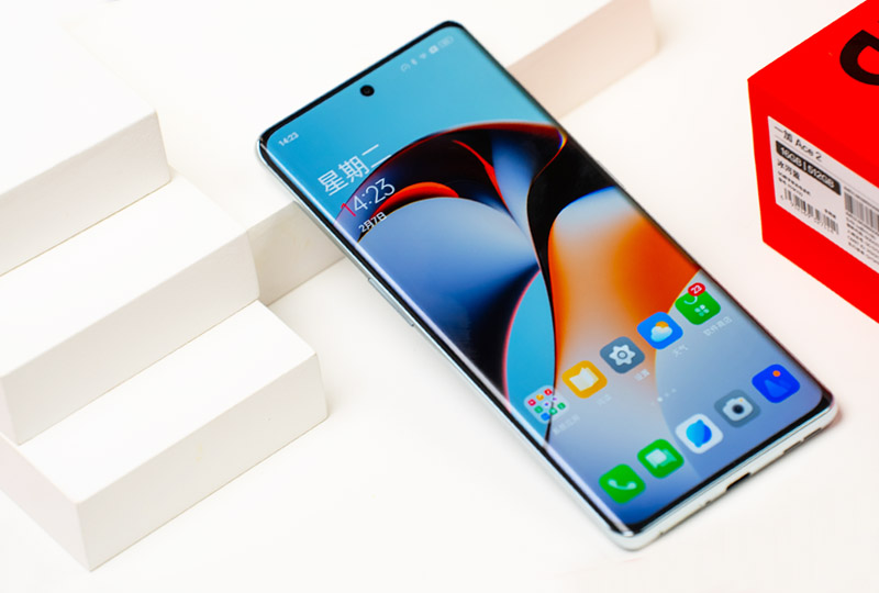 手机综合性能最佳的几款手机,各方面性能比较均衡的一款手机