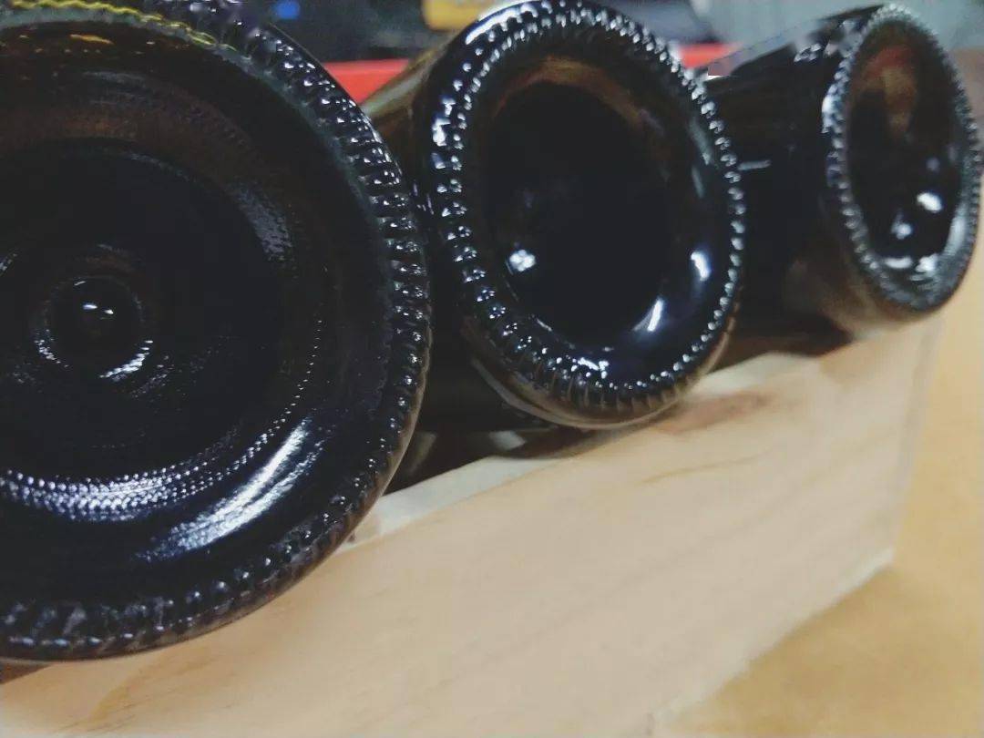 葡萄酒瓶子的标签怎么取,如何从标签看葡萄酒好坏