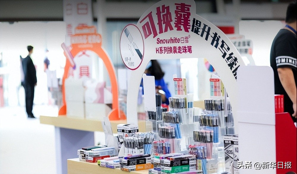 文具控被疯狂种草！齐心文创的“鲁班锁”橡皮来了