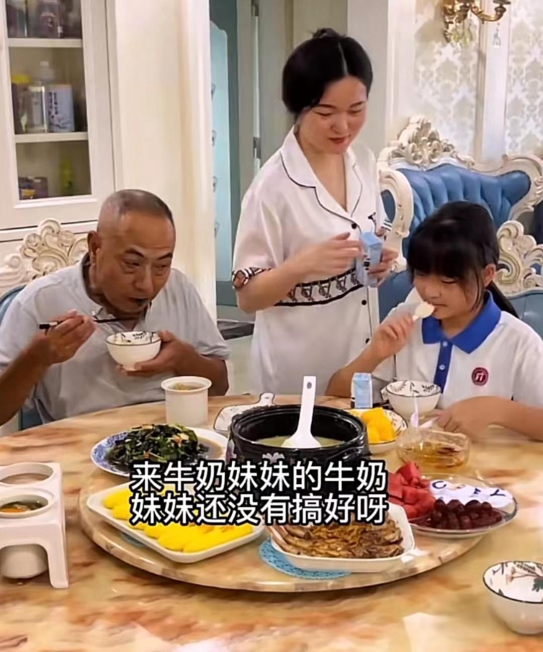 蓉妈做早餐,蓉妈又开始做早饭了知乎