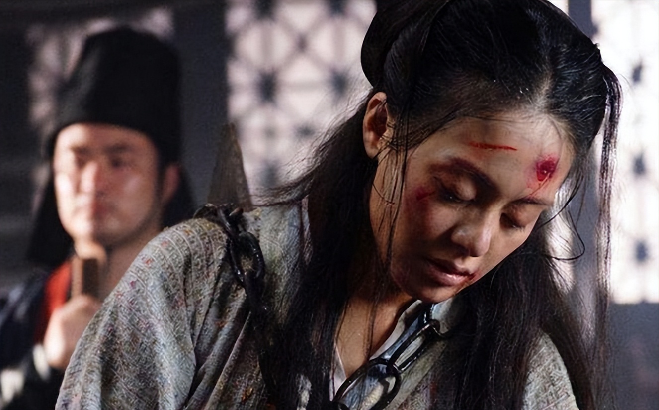 揭秘古代“女太监”，净身手段残忍至极，比男太监要可怜一万倍