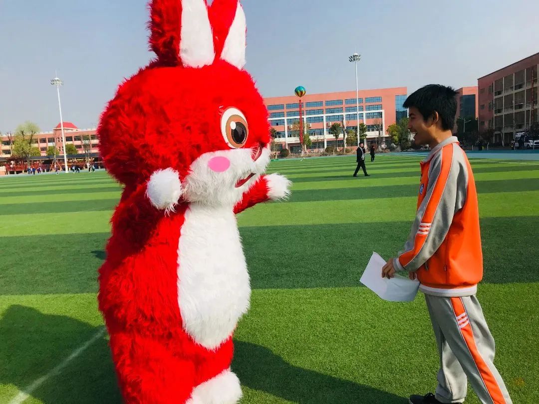 随县第三届“新华杯”中小学生运动会在炎帝学校举行