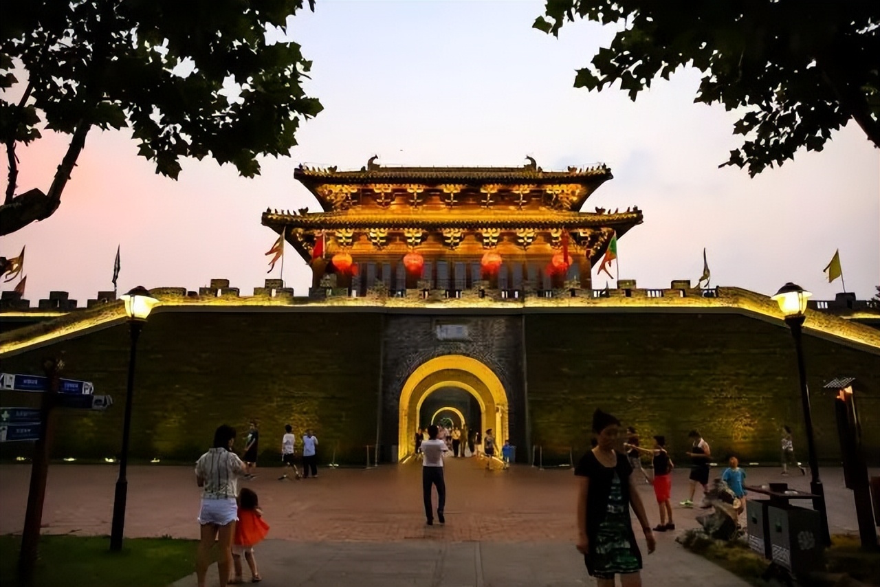 夏日“夜游”正当时，宋夹城“夜场”时段邀你一起嗨