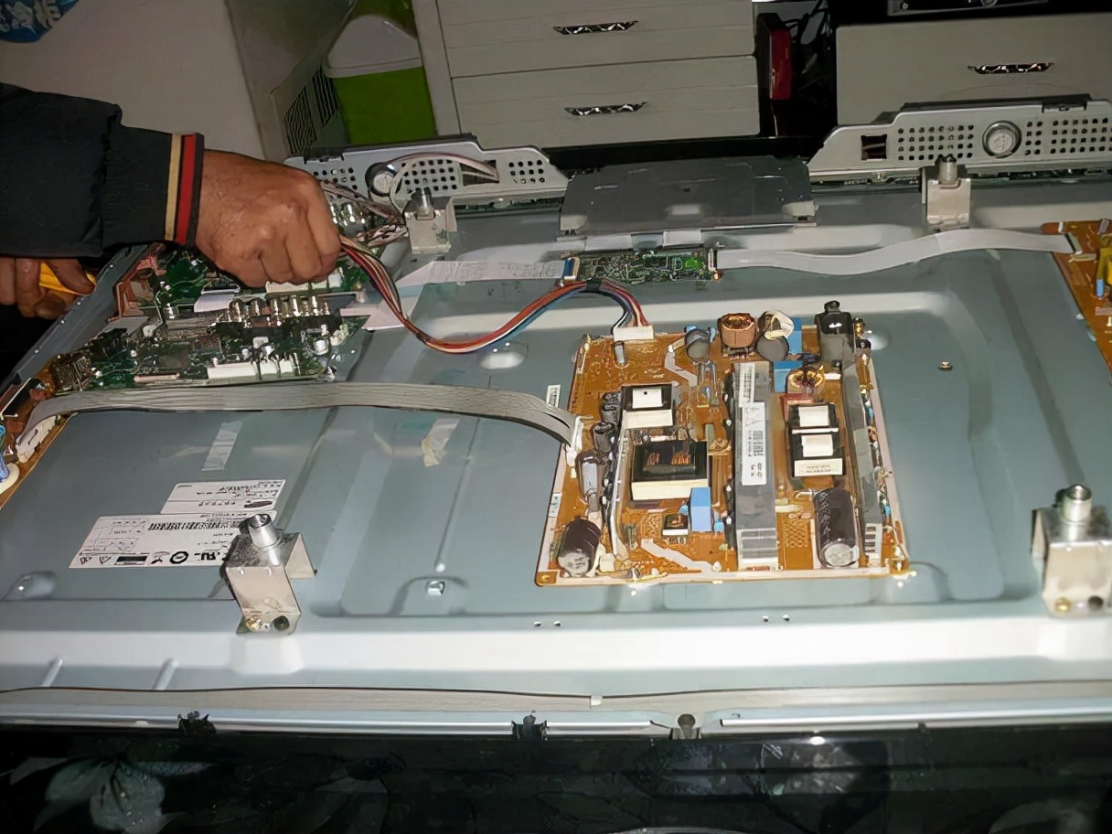 液晶电视指示灯不亮维修,液晶电视指示灯不亮怎么排查