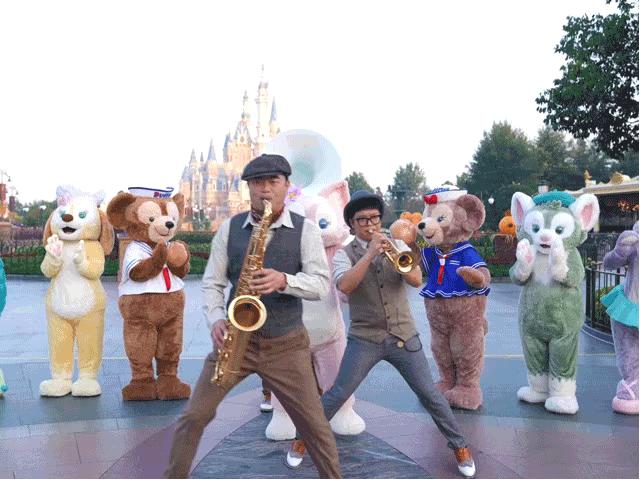 爱马仕和玲娜贝儿,上海迪士尼玲娜贝儿玩偶会补货吗