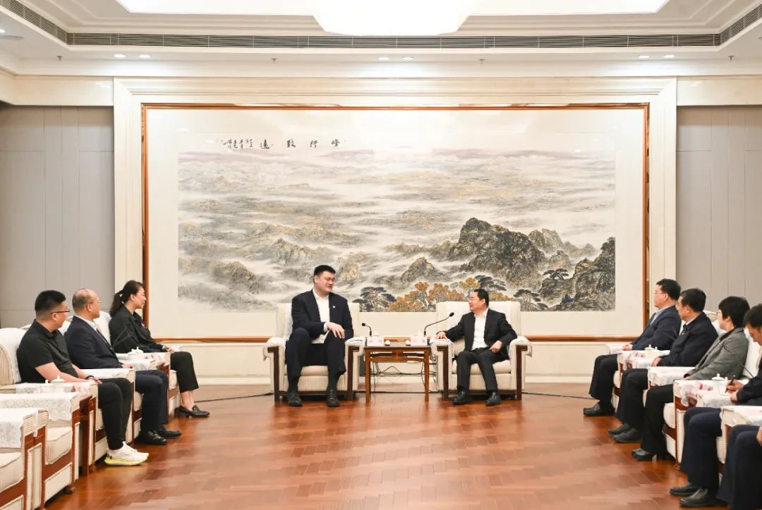 cba冠军颁奖仪式讲话,省委书记颁奖典礼