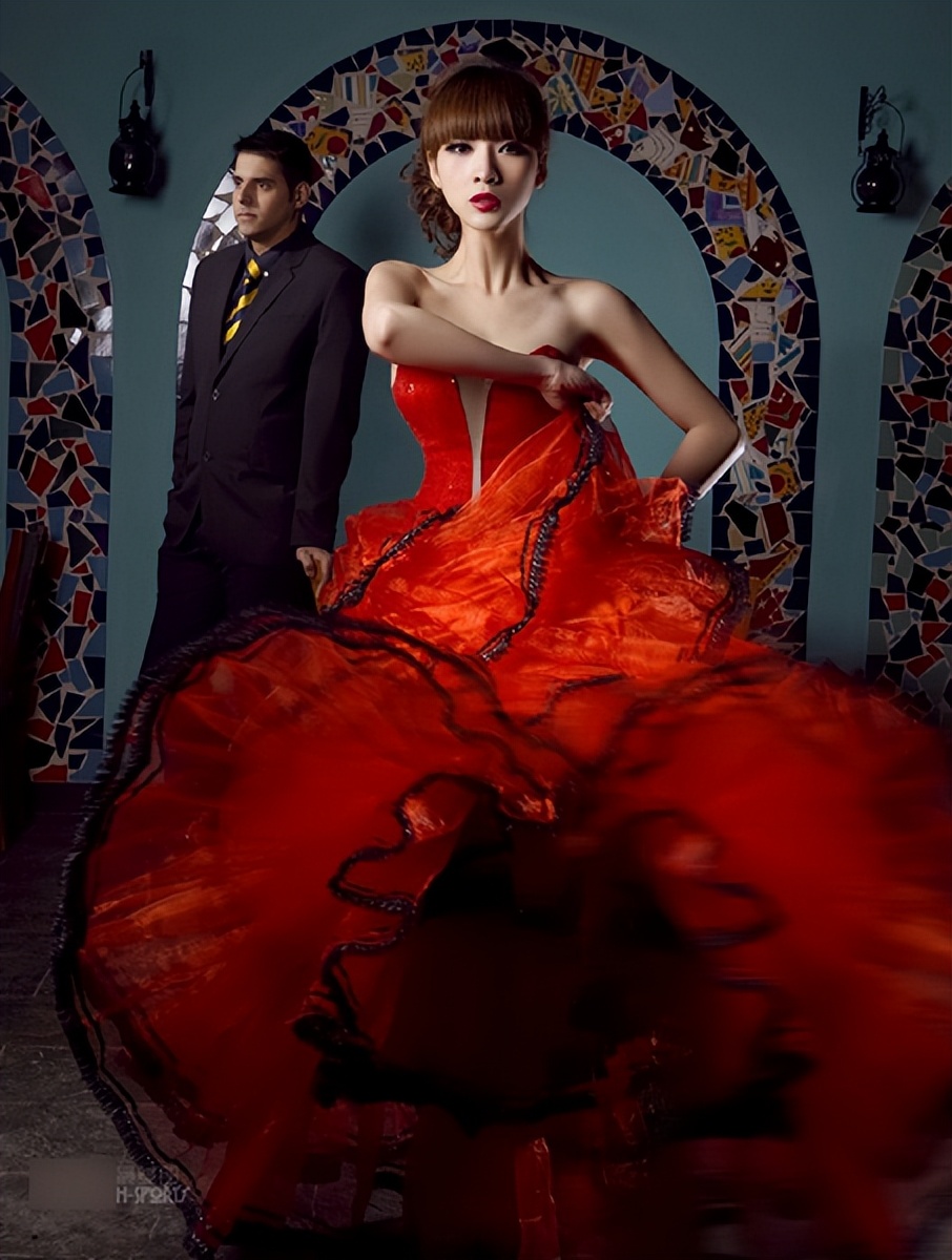 柳岩世界杯变身足球,柳岩世界杯视频