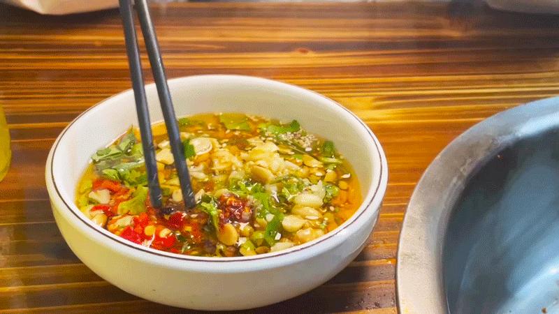 乐山30家苍蝇馆子，我不允许你还没吃过！