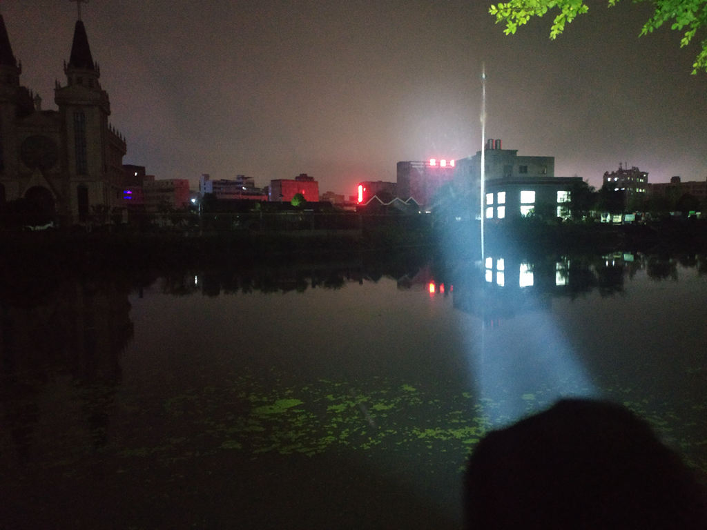 fenixtk22和c7比较,fenix菲尼克斯tk22ue