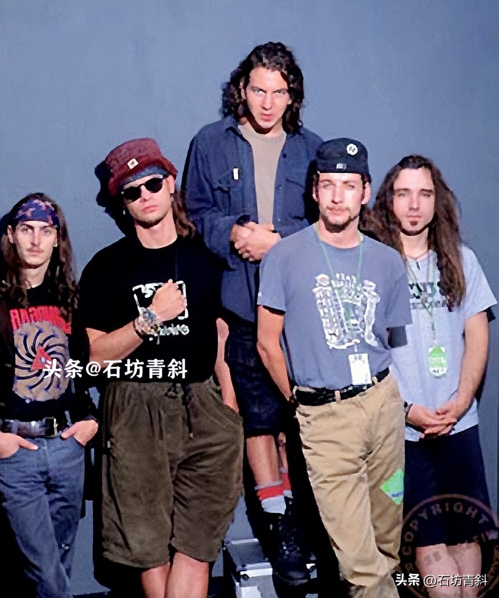 科特柯本是多少年死的,科特柯本是怎么死的