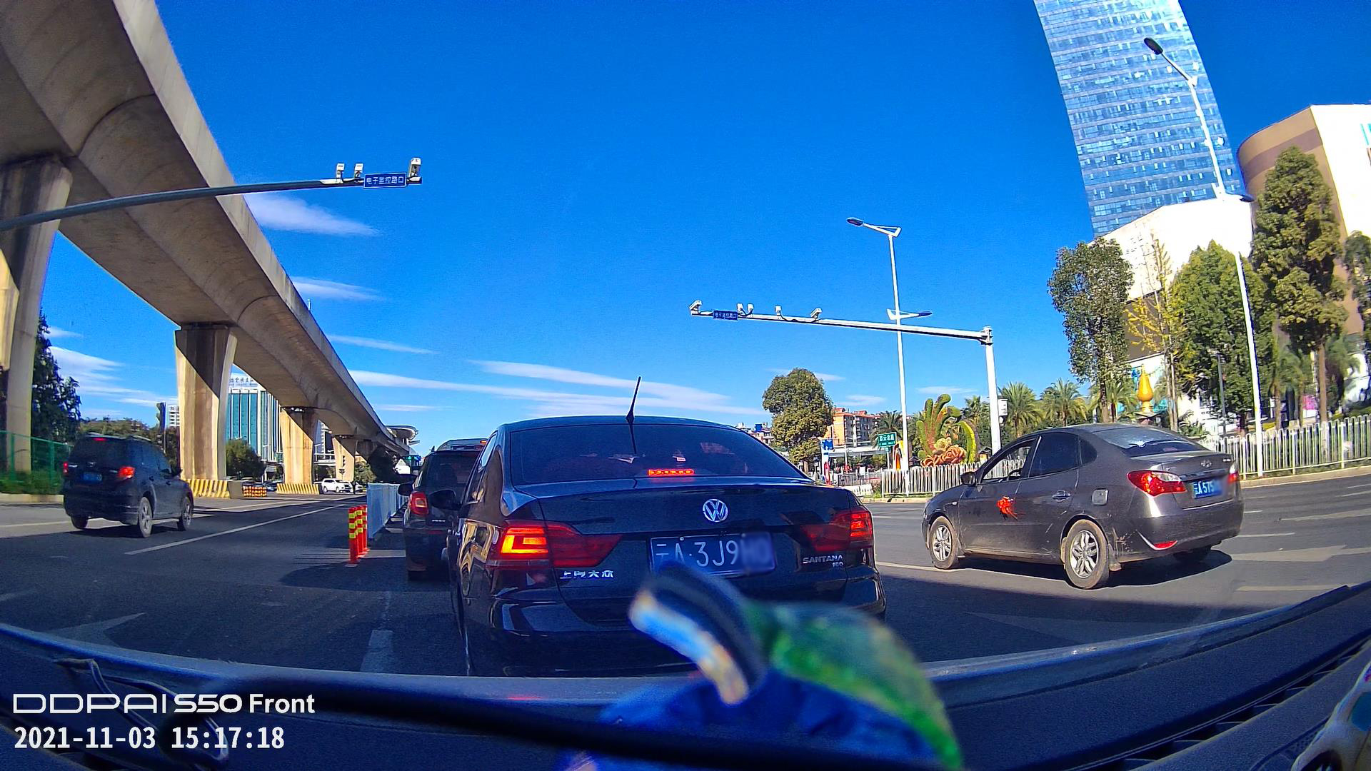 华为鸿蒙智联车载智慧屏评测,鸿蒙车载智慧屏s50要不要流量