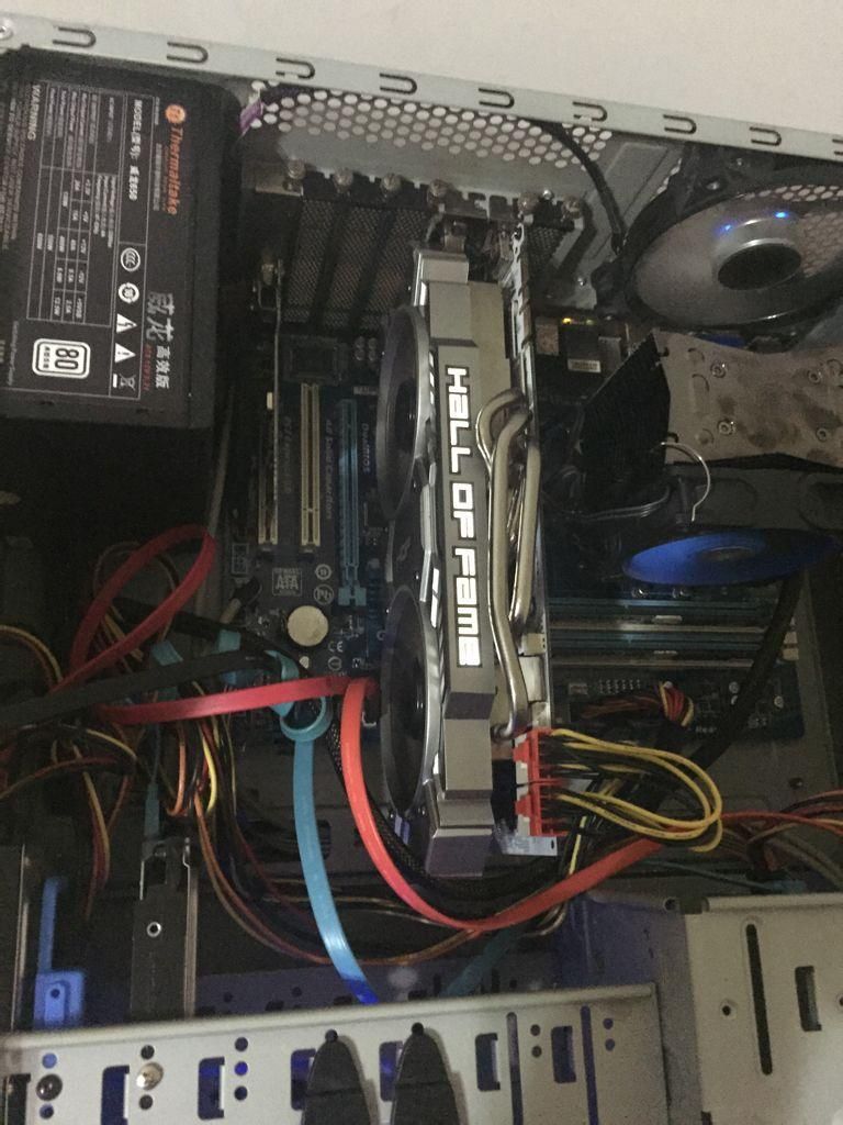 电脑黑屏仍然在放歌怎么解决,电脑开机有声音但是黑屏怎么解决