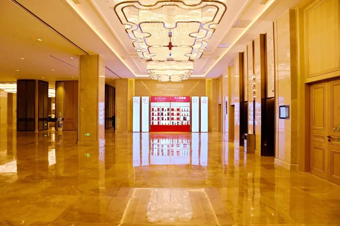 多元发展携手共赢—石酒公司与石家庄亚太大酒店共谋发展