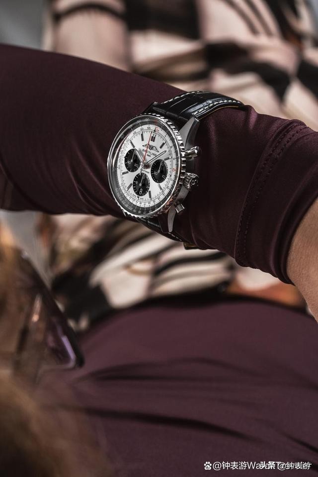 Navitimer，飞行员最爱的航空计时码表，就它了