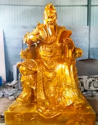 为什么CBD里的金融老板，都要在门口摆关公？