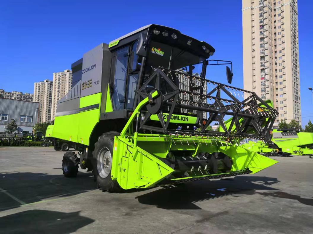 东方红收割机和中联收割机,东方红收割机vs春雨收割机