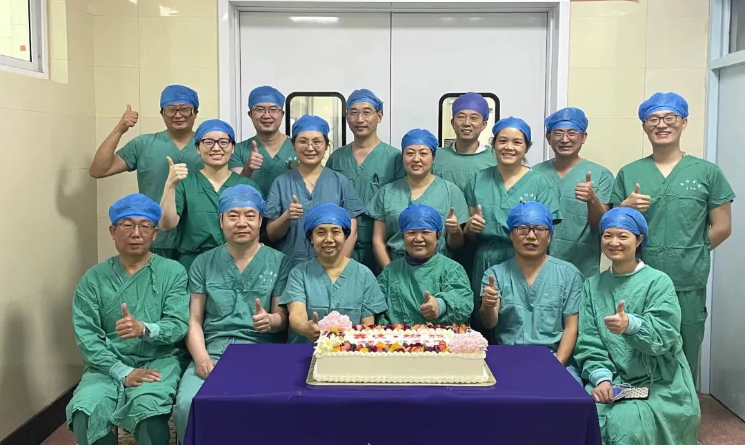 河南大学淮河医院顺利为一例二叶式主动脉瓣重度狭窄伴重度钙化的病人实施了经导管主动脉瓣置换术