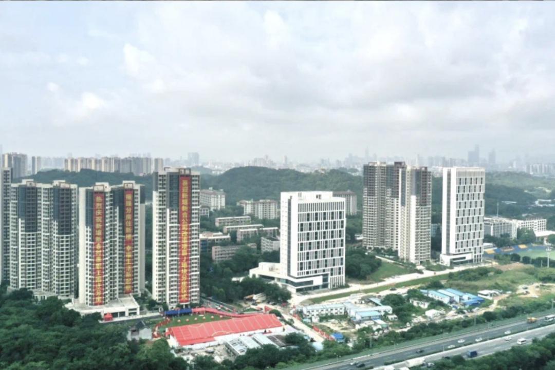 复刻琶洲旧改辉煌！中轴上百万方旧改旁，绝版新盘即将登场