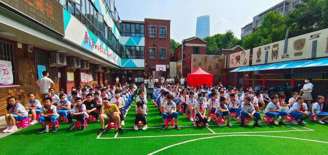 瀛ｅ繂鐣欏鏈潵鍙湡,瀛ｅ繂鐣欏鏃跺厜鏈変綘姣曚笟鍏哥ぜ鏆栧満