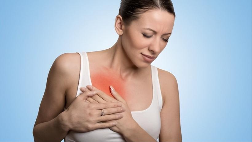 乳腺纤维瘤和乳腺囊肿的临床表现,乳腺纤维瘤手术后又长了会癌变吗