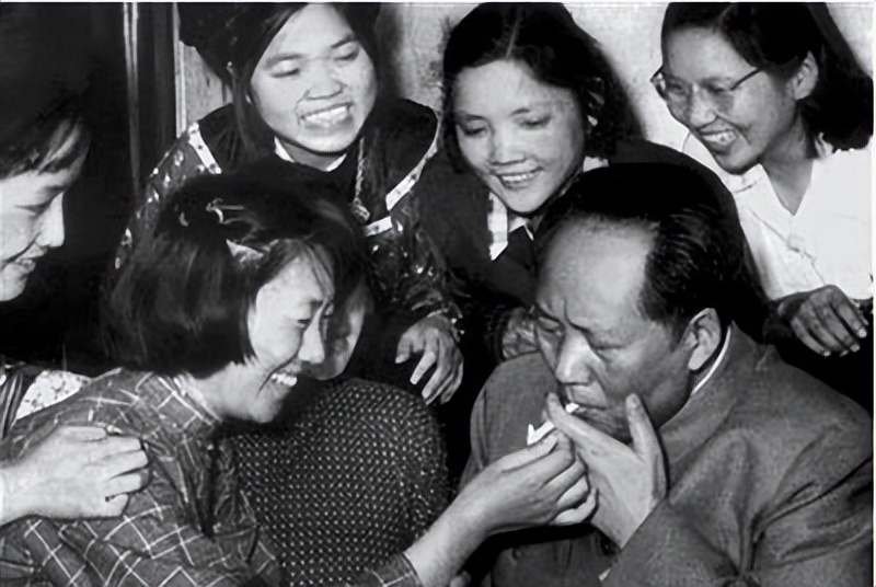 涨姿势了，原来香烟对于毛主席是这么一个存在