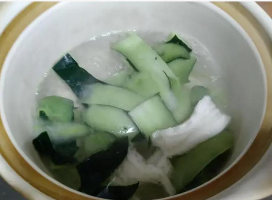 小孩咳嗽寒痰食疗法,咳嗽煎蛋食疗法