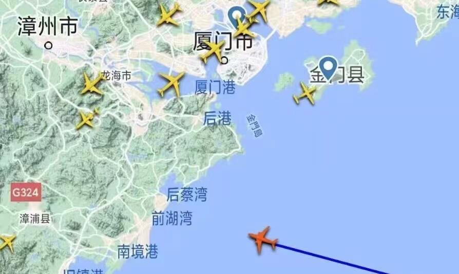 美军机逼近台海,美军机深夜对黄海抵近侦察