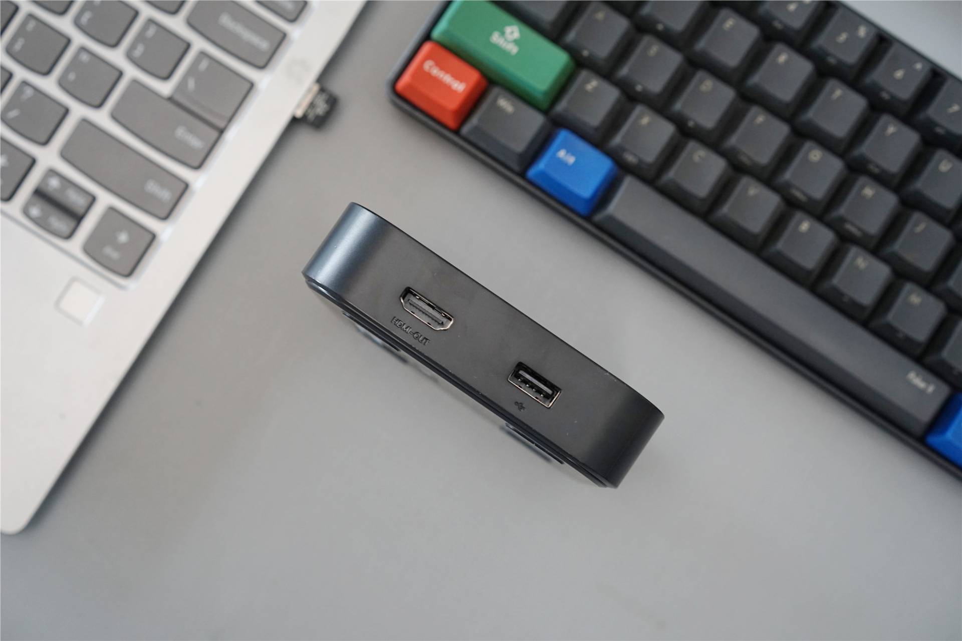 主机无网也能实现远程控制的纯物理外置硬件：向日葵控控A2初体验