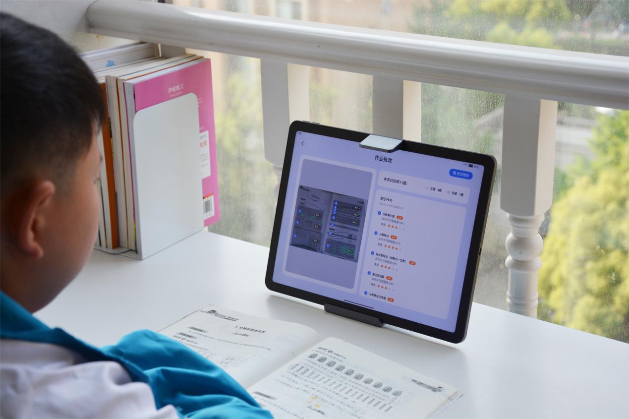 作业帮学习机和蓝莓学习机哪款好,学习机到底哪款机型好