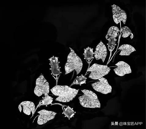 欧洲皇室珠宝冠冕,拿破仑帽300年