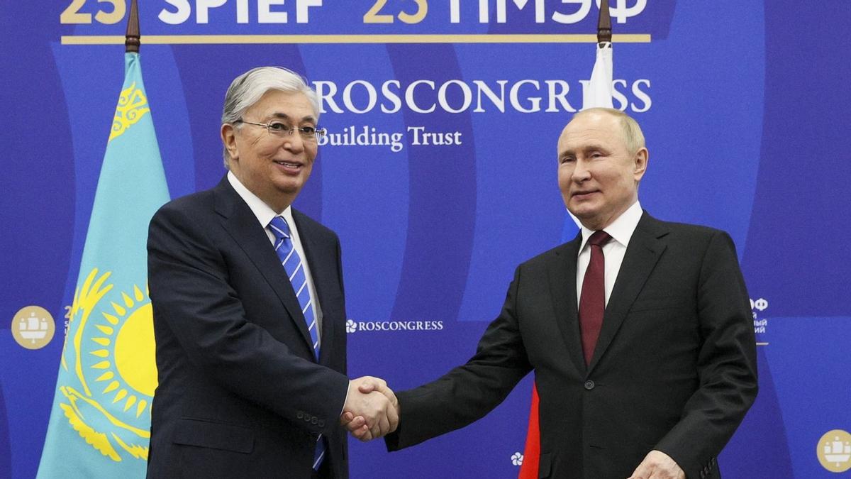 俄向中亚输送天然气,中亚五国与俄罗斯的能源问题