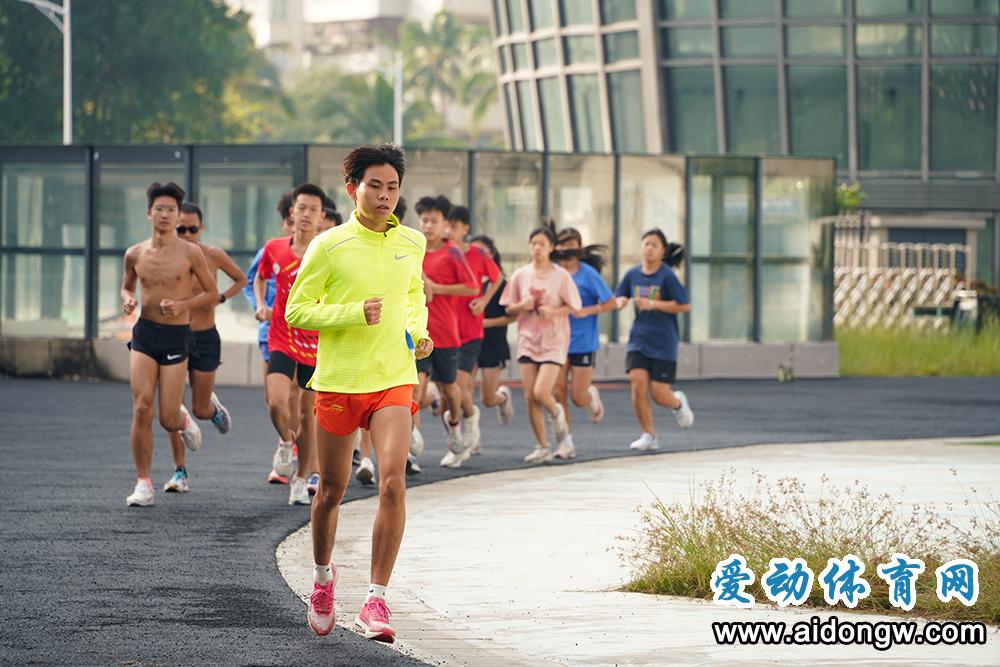 厉兵秣马备竞赛全力以赴创辉煌,厉兵秣马积极备战竞赛