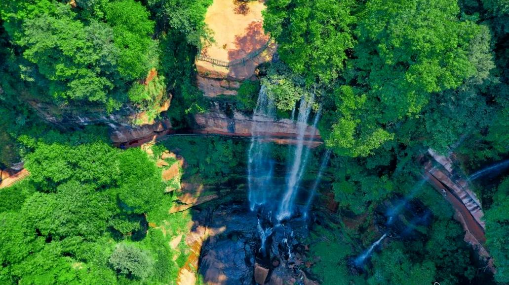 【推荐】赤水畅游攻略已备好！万水“谦”山等你来~