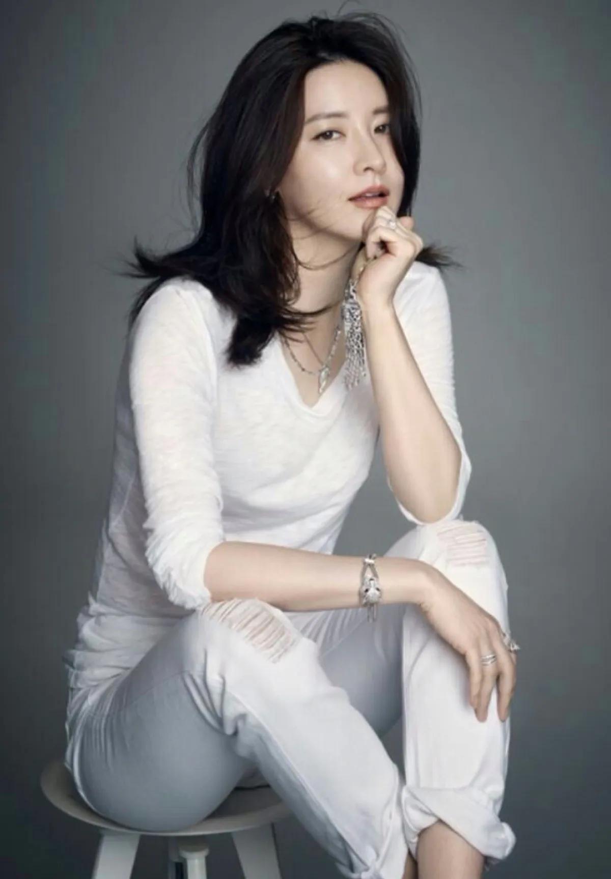 李英爱，15张精美的照片