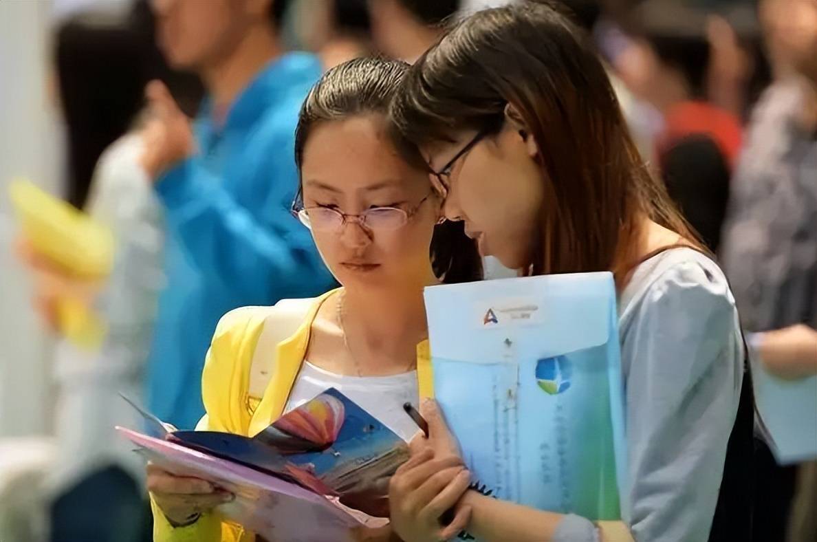 2023年高考学什么专业好就业,2023年高考最有前景专业