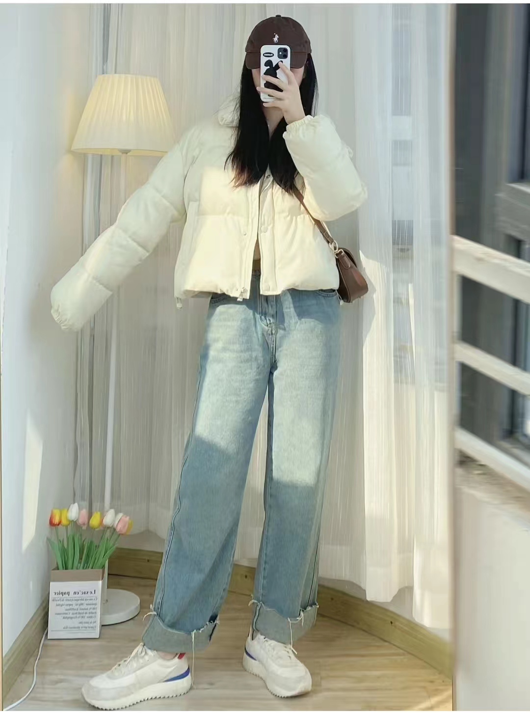 梨形身材必备牛仔裤显瘦又显高,梨形身材上学穿什么鞋显高显瘦